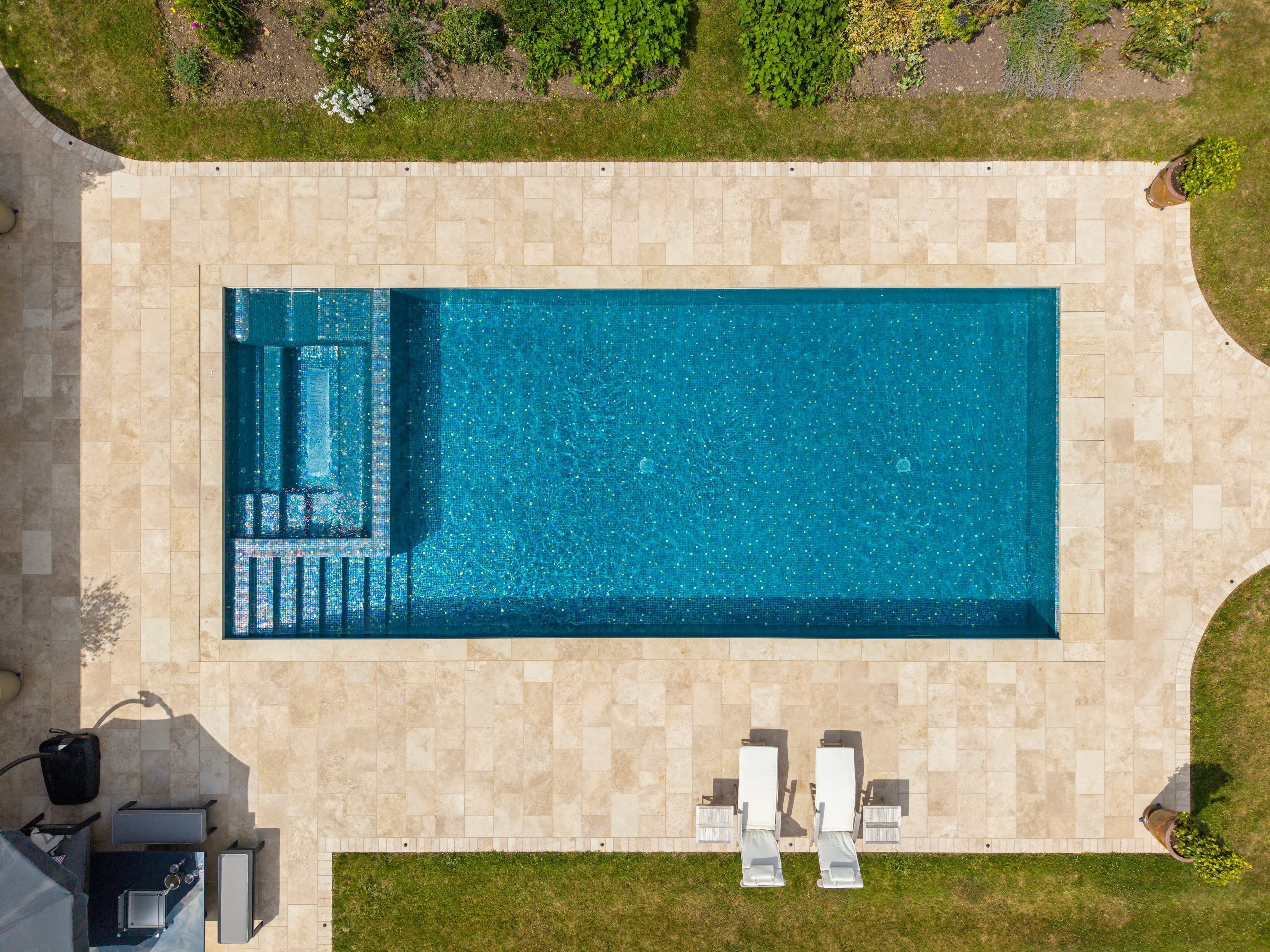 Caufaude Manor aerial view