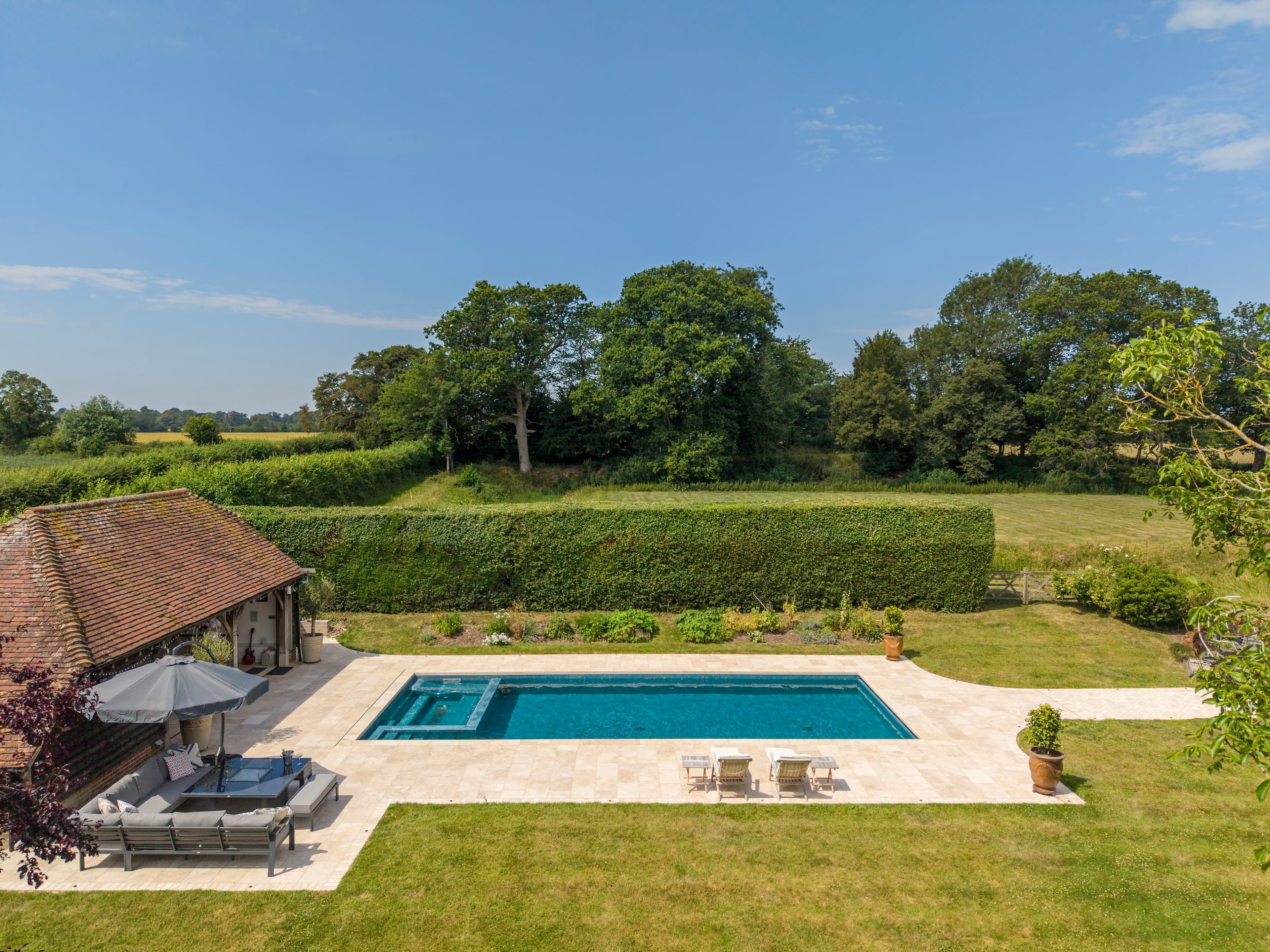 Caufaude Manor aerial view