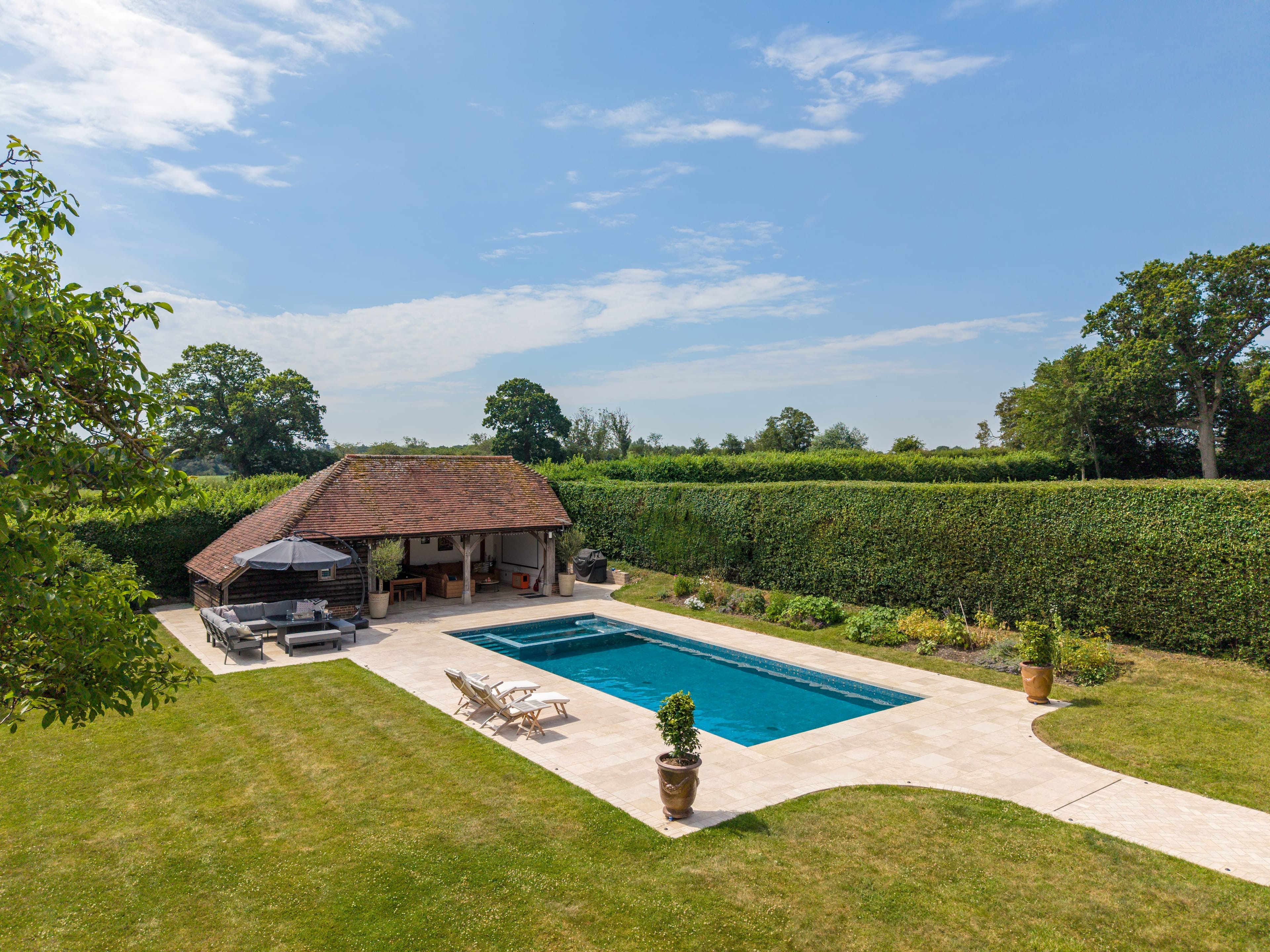 Caufaude Manor aerial view